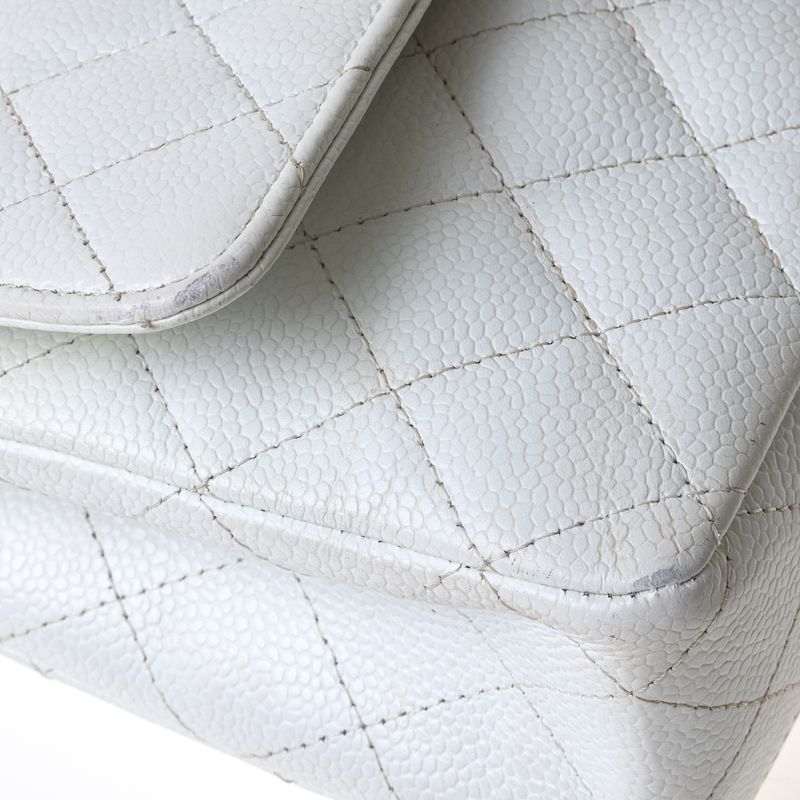 Bolsa-Chanel-Classica-Double-Flap-Caviar-Branco