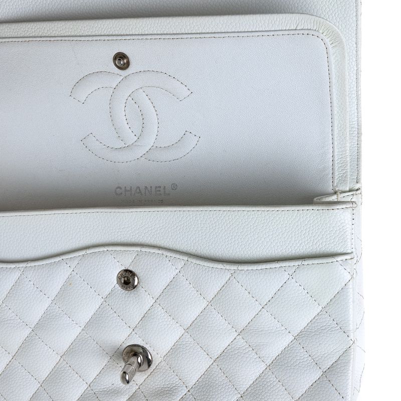 Bolsa-Chanel-Classica-Double-Flap-Caviar-Branco