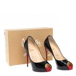 67157-Peep-Toe-Christian-Louboutin-Very-Prive-Verniz-Preto-7