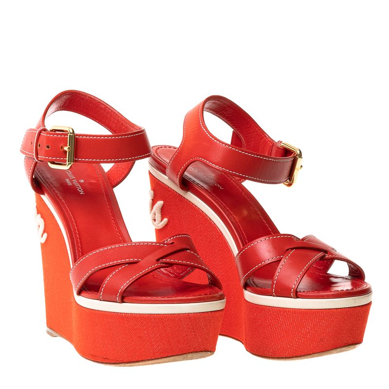 Sandalia-Anabela-Louis-Vuitton-Couro-Vermelho