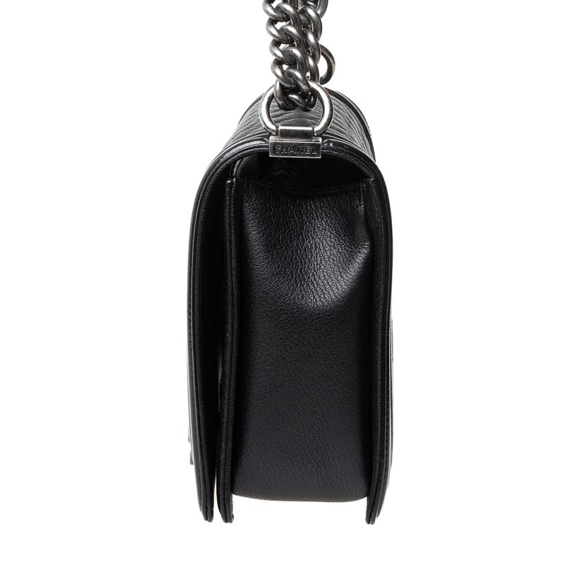 Bolsa-Chanel-Boy-Media-Matelasse-Preta