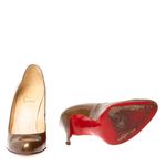 67247-Scarpin-Christian-Louboutin-Verniz-Bronze-5