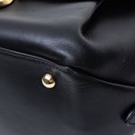 Bolsa-Salvatore-Ferragamo-Tote-Preta-com-Fechadura
