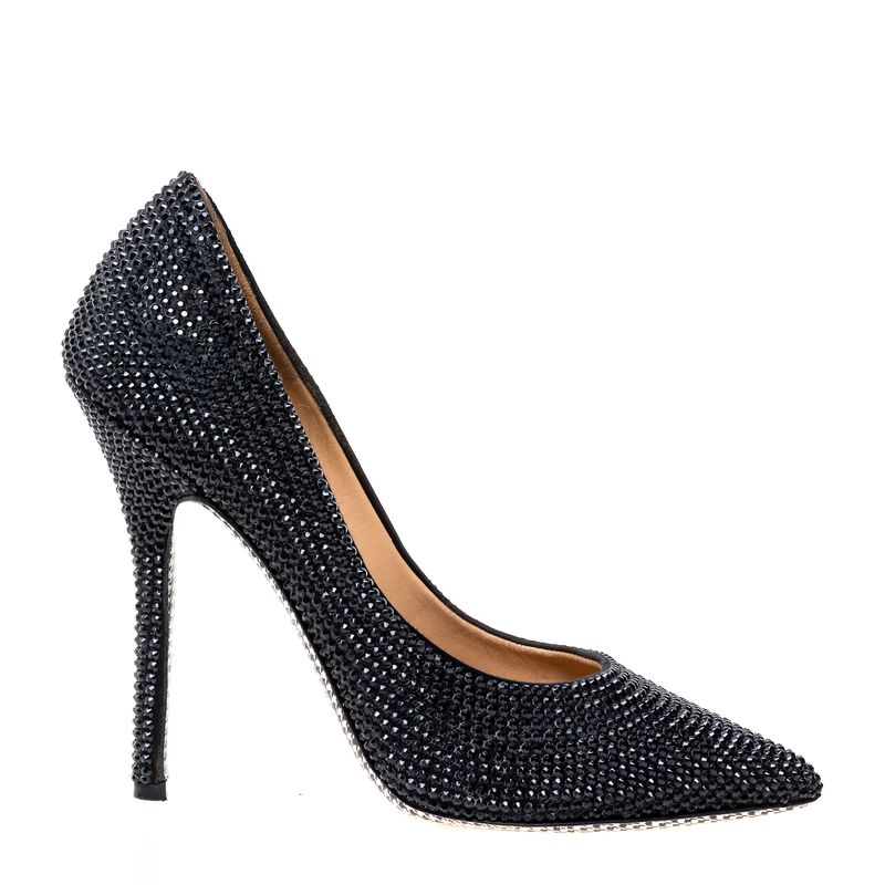 Scarpin-Salvatore-Ferragamo-Preto-com-Cristais