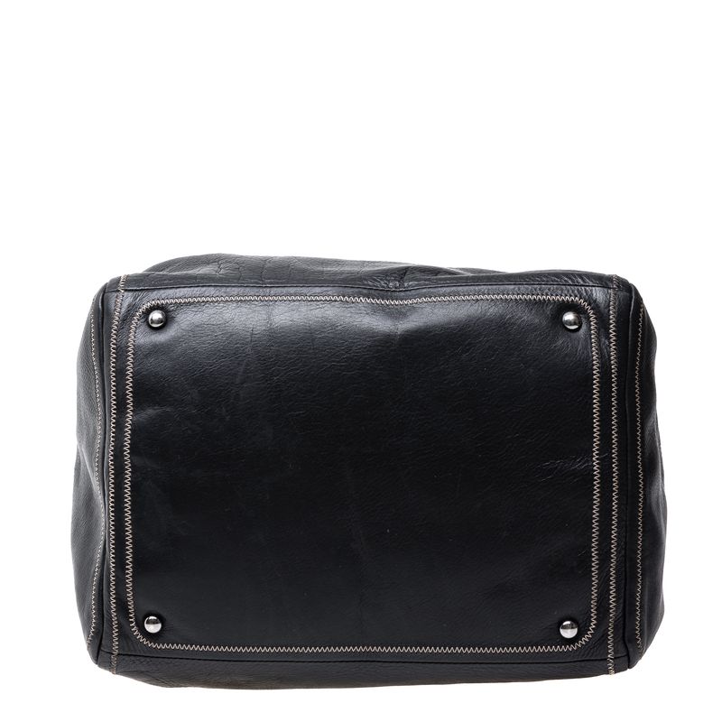 Bolsa-Chanel-Couro-Preto-Detalhes-Costura