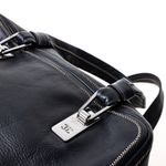 Bolsa-Chanel-Couro-Preto-Detalhes-Costura
