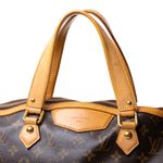 Bolsa-Louis-Vuitton-de-Mao-com-Alca-Longa