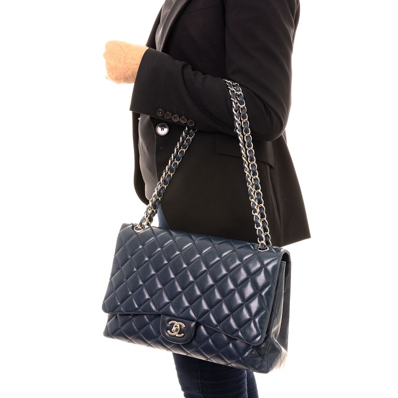 Bolsa-Chanel-Classic-Maxi-Single-Flap-Lambskin-Azul-Marinho