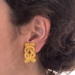 Brinco-Entrelacado-Dourado