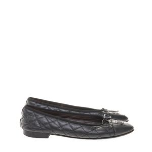 Sapatilha Chanel CC Cap Couro Matelassê Preto
