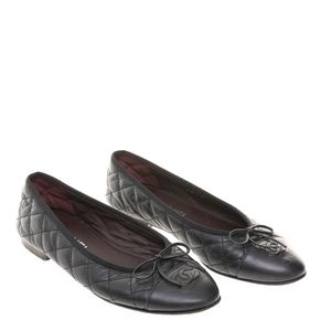 Sapatilha Chanel CC Cap Couro Matelassê Preto