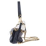 Mochila-Moschino-Preto-e-Branco-Alca-Corrente