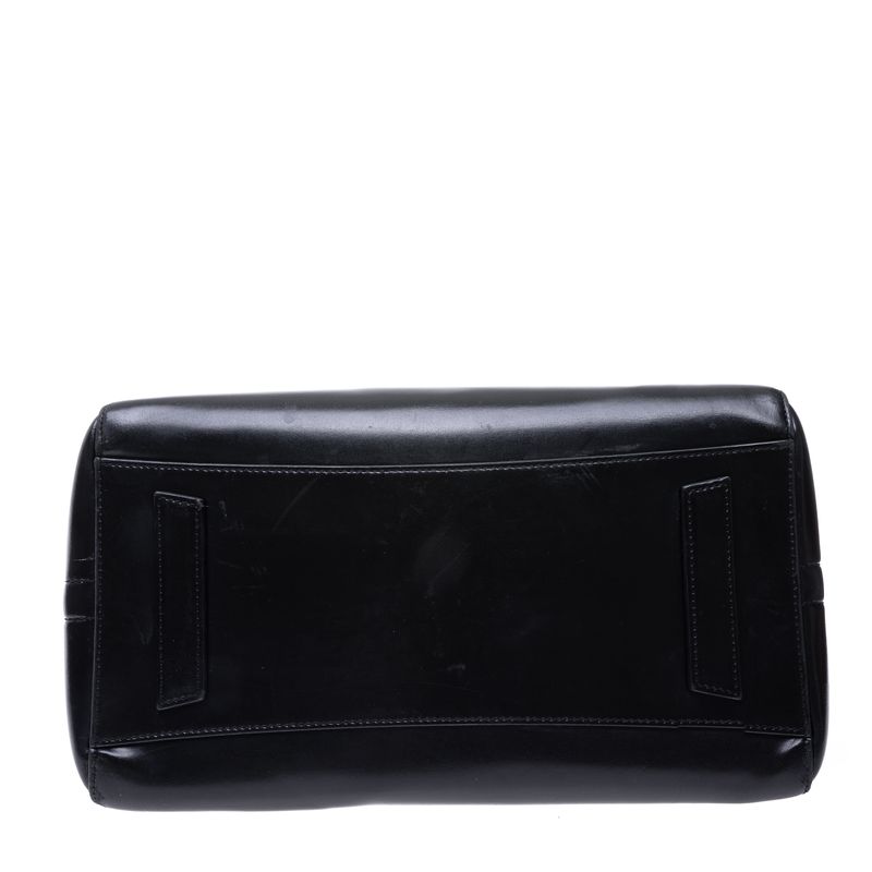 Bolsa-Givenchy-Antigona-Couro-Preto