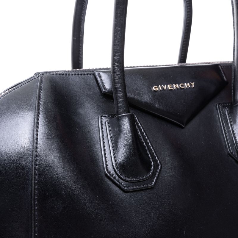 Bolsa-Givenchy-Antigona-Couro-Preto