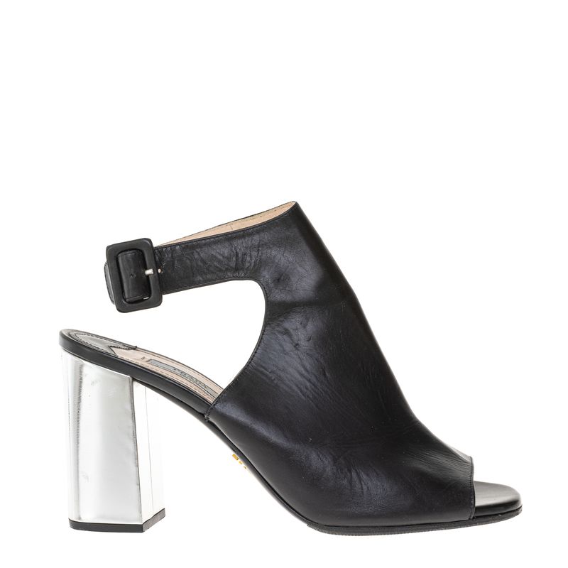 Sandalia-Prada-Couro-Preto-e-Salto-Metalizado