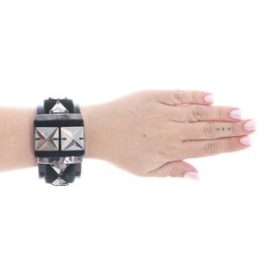 Bracelete Miu Miu Veludo Azul e Pedraria