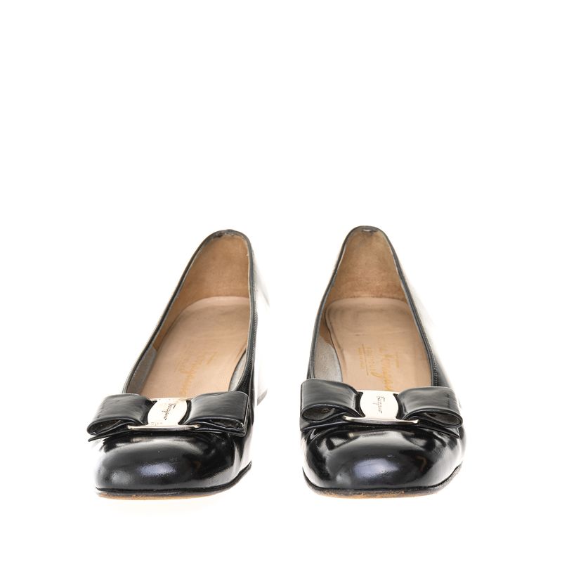 Sapato-Salvatore-Ferragamo-Laco-Verniz-Preto