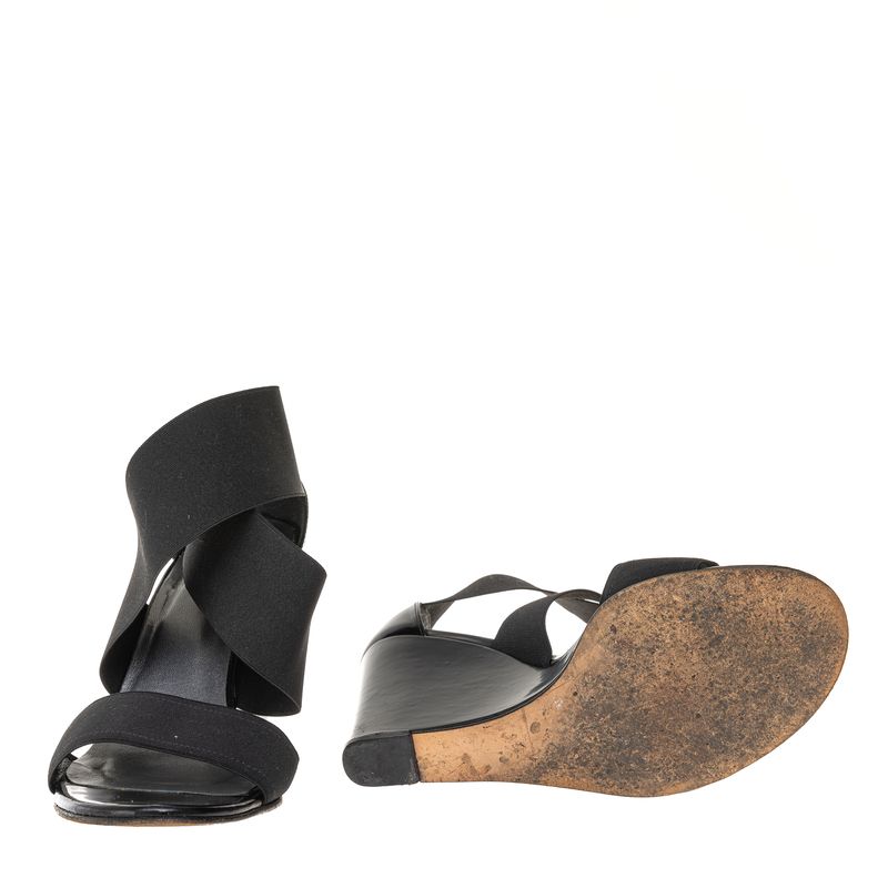 Anabela-Stuart-Weitzman-Tiras-Elastico-Preto