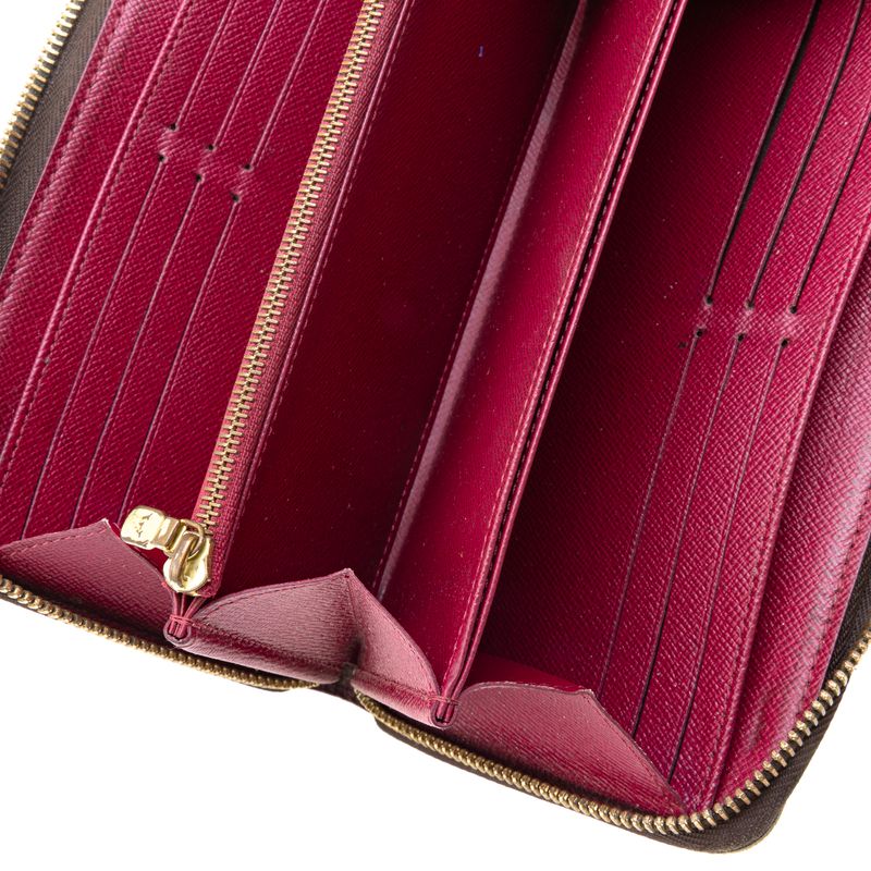 Carteira-Louis-Vuitton-Zippy-Monogram