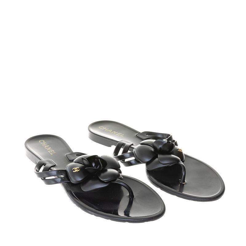 Sandalia-Rasteira-Chanel-Camelia-Preta