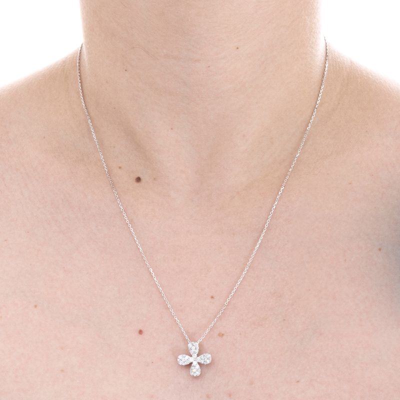 Colar-Flor-Ouro-Branco-e-Diamantes