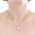 Colar-Nossa-Senhora-Ouro-Branco-Brilhantes-e-Safiras-Brancas