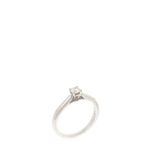 Anel-Cartier-Solitario-1895-Platina-e-Diamante