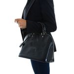 Bolsa-Louis-Vuitton-Alma-PM-Couro-Epi-Preto-Verniz