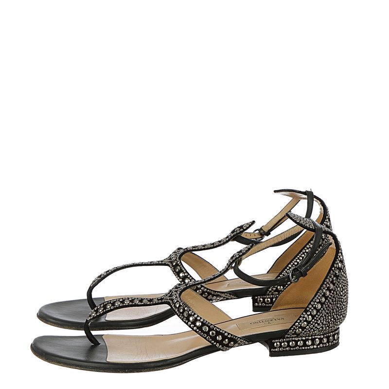 Sandalia-Rasteira-Valentino-Pedras-Couro-Preta