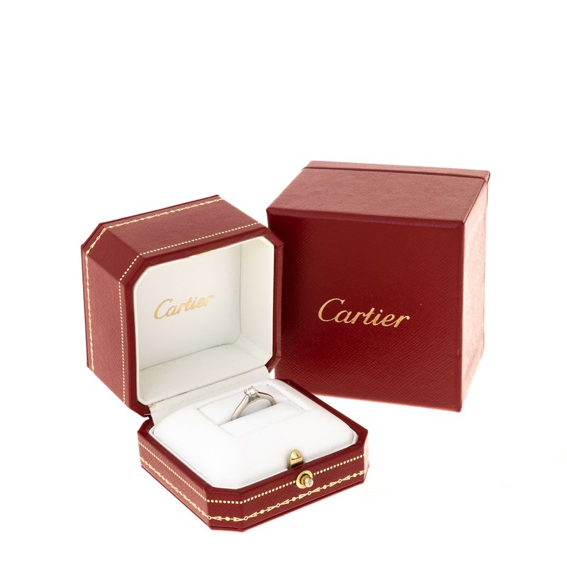 Anel-Cartier-Solitario-1895-Platina-e-Diamante