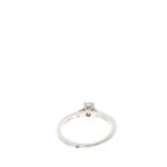 Anel-Cartier-Solitario-1895-Platina-e-Diamante