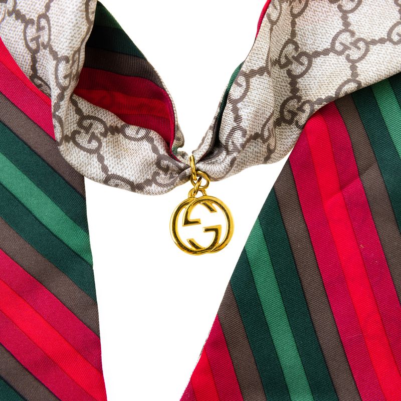 Lenco-Gucci-Dupla-Face-GG-Supreme