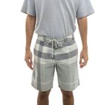 Bermuda-Burberry-Nylon-Quadriculado-Cinza