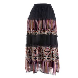 Saia NK Tule Preto e Ponto Cruz