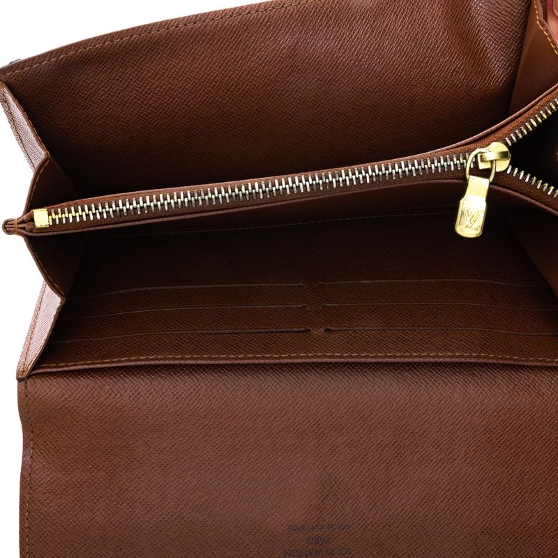 Carteira-Louis-Vuitton-Sarah-Monogram