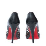 68471-Sapato-de-Salto-Christian-Louboutin-Couro-Preto-e-Recorte-2