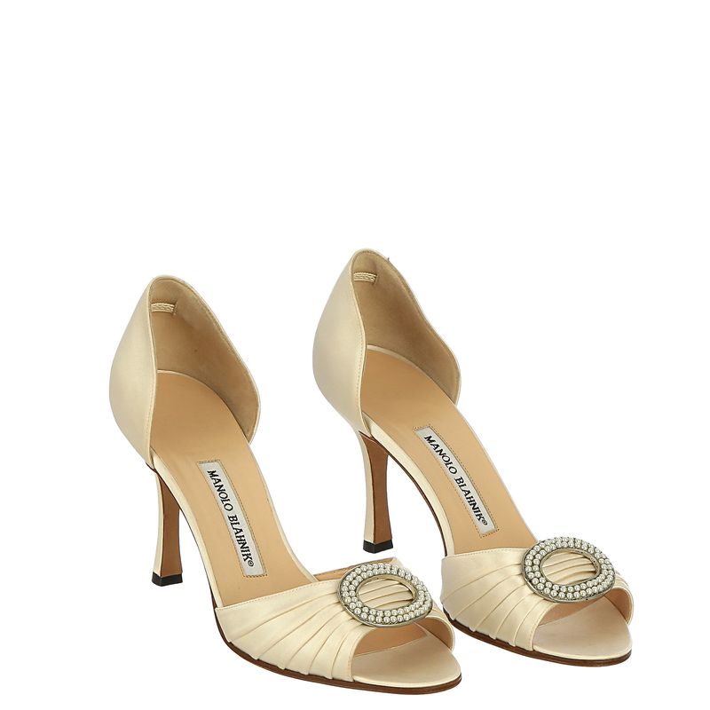 Sandalia-Manolo-Blahnik-Cetim-Creme