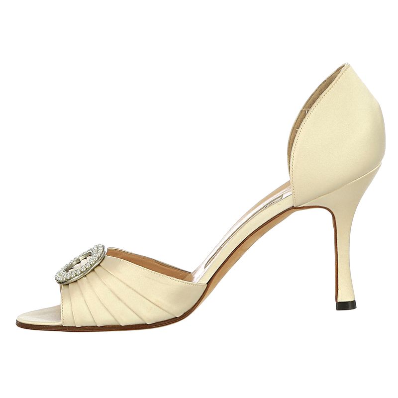 Sandalia-Manolo-Blahnik-Cetim-Creme