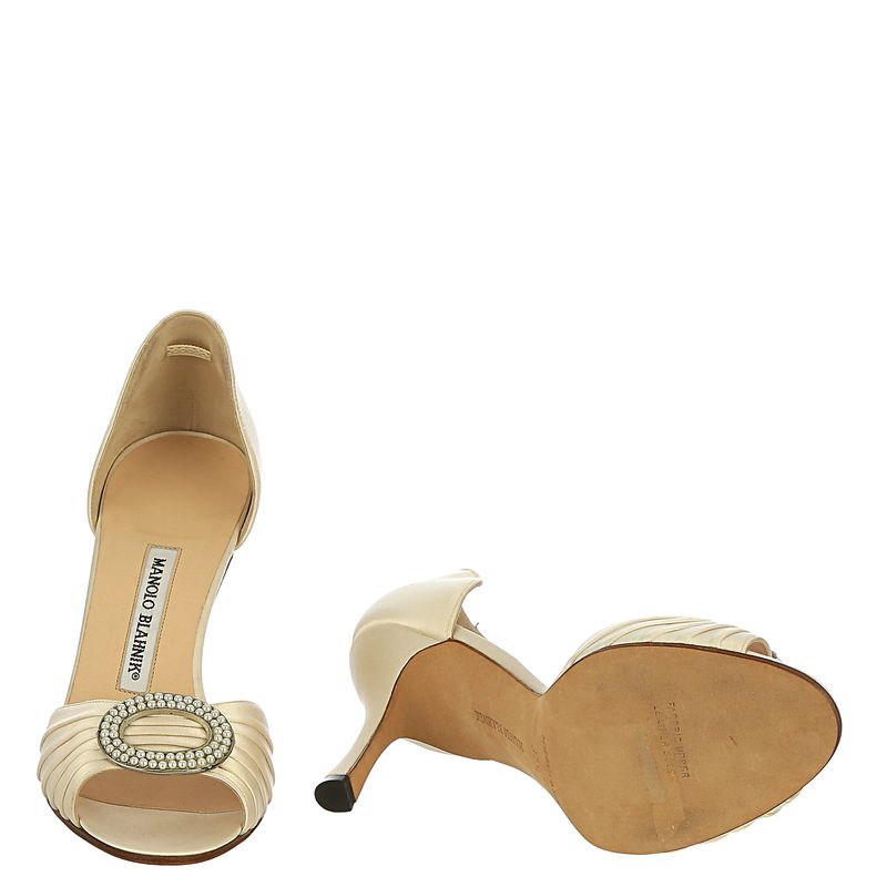 Sandalia-Manolo-Blahnik-Cetim-Creme