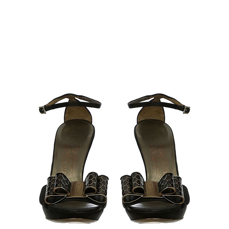 Sandalia-Ferragamo-Cetim-Preto