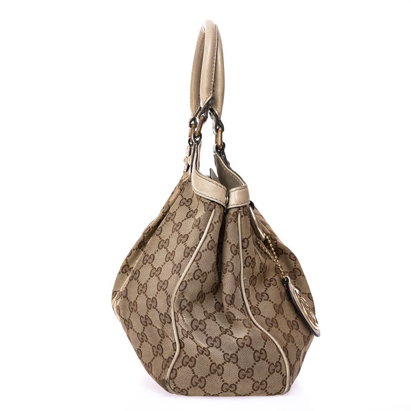 Bolsa-Gucci-Sukey-GG-Supreme-e-Verniz-Bege