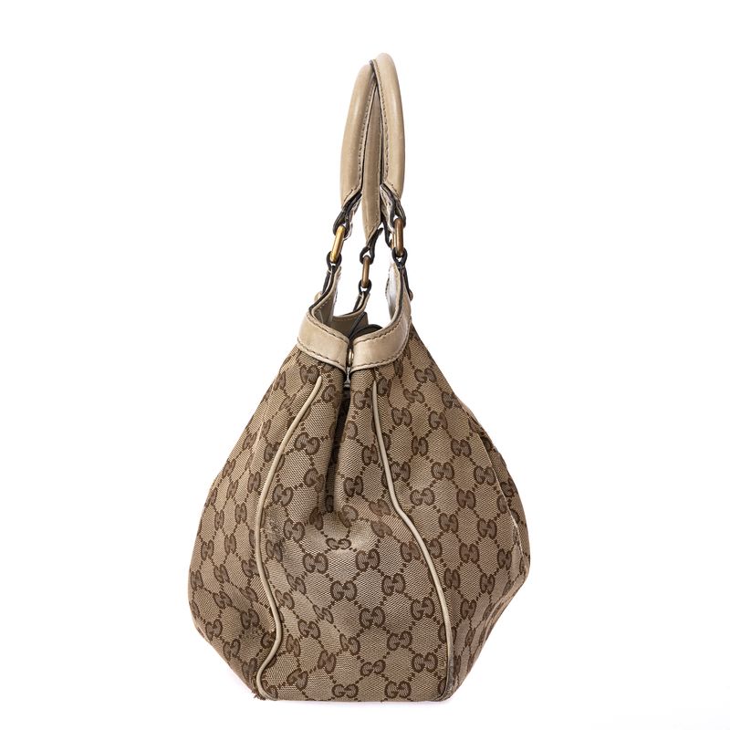 Bolsa-Gucci-Sukey-GG-Supreme-e-Verniz-Bege