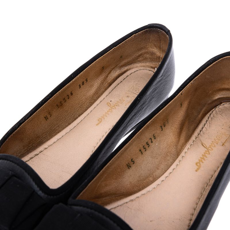 Sapatilha-Salvatore-Ferragamo-Laco-Preto