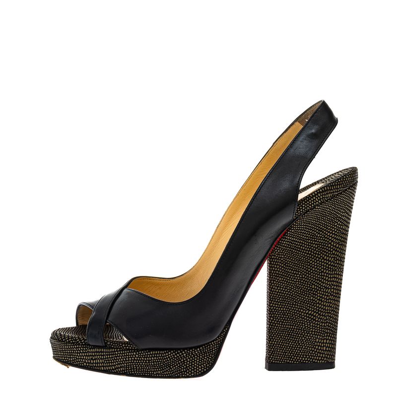 68716-Sandalia-Christian-Louboutin-Couro-Preto-e-Texturizado-4