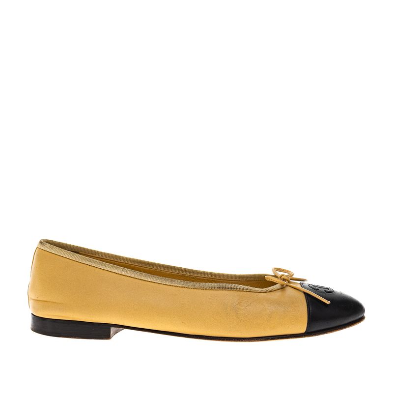 Sapatilha-Chanel-CC-Cap-Bicolor