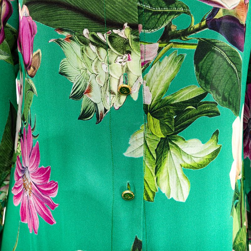 Chemise-Adriana-Degreas-Seda-Verde-e-Estampa-Floral