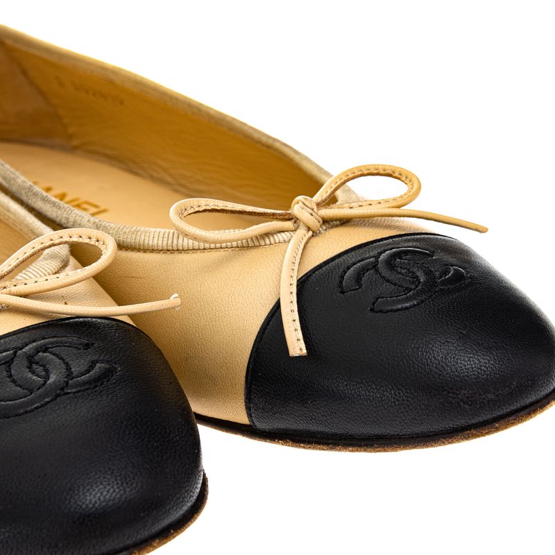 Sapatilha-Chanel-CC-Cap-Bicolor