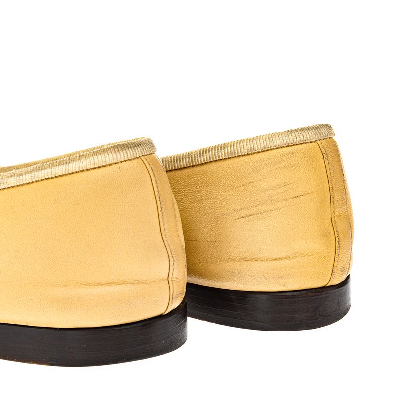 Sapatilha-Chanel-CC-Cap-Bicolor