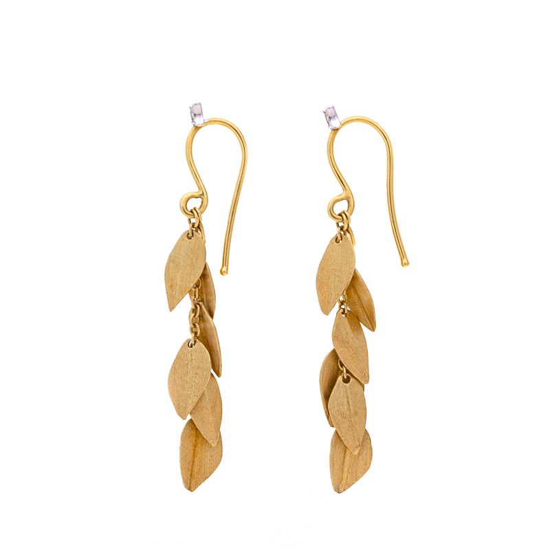 Brinco-H-Stern-Folhas-Texturizadas-Ouro-e-Diamante