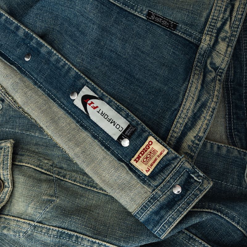 Jaqueta-Armani-Jeans-Gola-Bufante